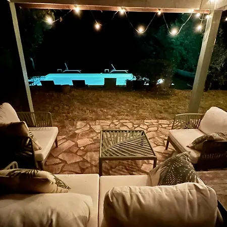 Maison Au Avec Piscine - Les 3 Olives Semesterbostad